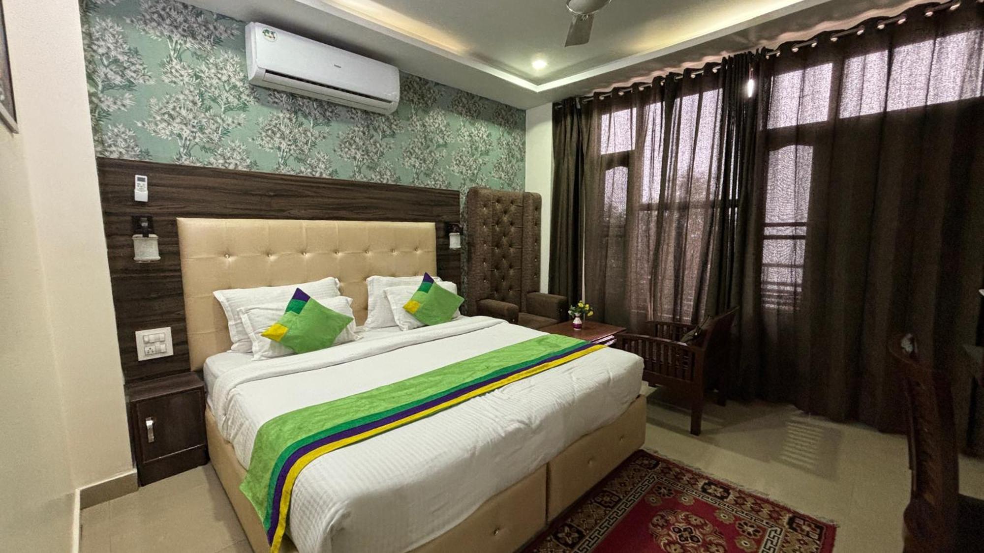 Treebo Roshan House With Valley View McLeod Ganj Exterior photo