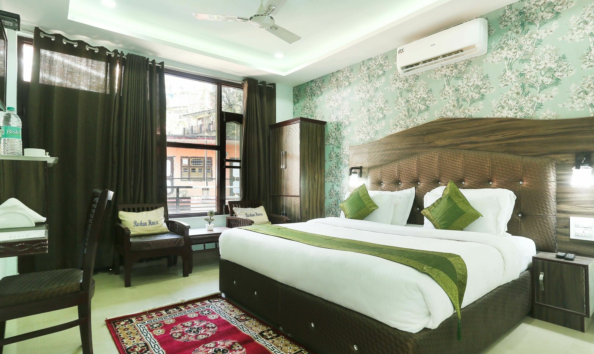 Treebo Roshan House With Valley View McLeod Ganj Exterior photo
